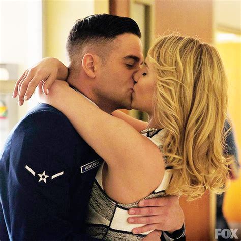 5x12 quinn/puck kiss - Quinn and Puck Photo (36814024) - Fanpop