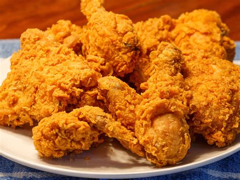 How to make the crispiest fried chicken - Business Insider