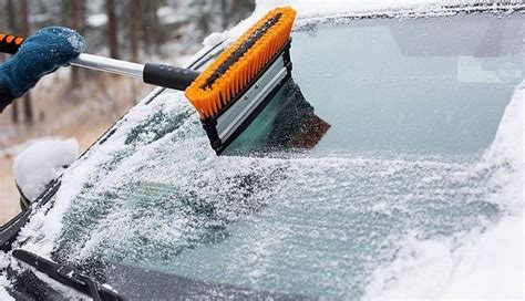 10 Best Car Ice Scraper and Snow Brush 2020 - Car Auto Things | Ice scraper, Car, Car windshield