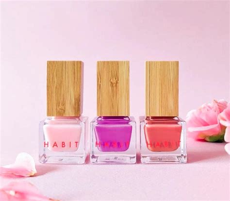 10+ Sustainable & Eco-Friendly Nail Polish Brands - Vegan & Non-Toxic!