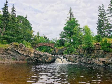 The Best Hiking Trails in Duluth, MN (Pictures and Map)