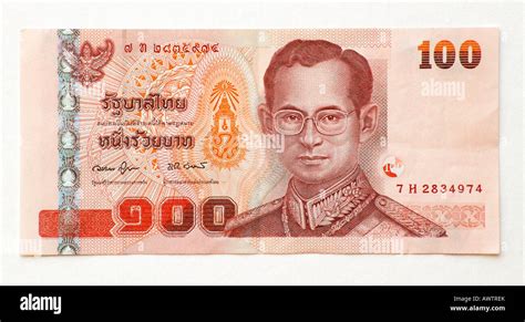 Thailand 100 Baht One Hundred bank note Stock Photo - Alamy