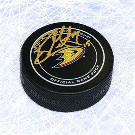 Ryan Getzlaf Anaheim Ducks Autographed Official Game Puck - NHL Auctions