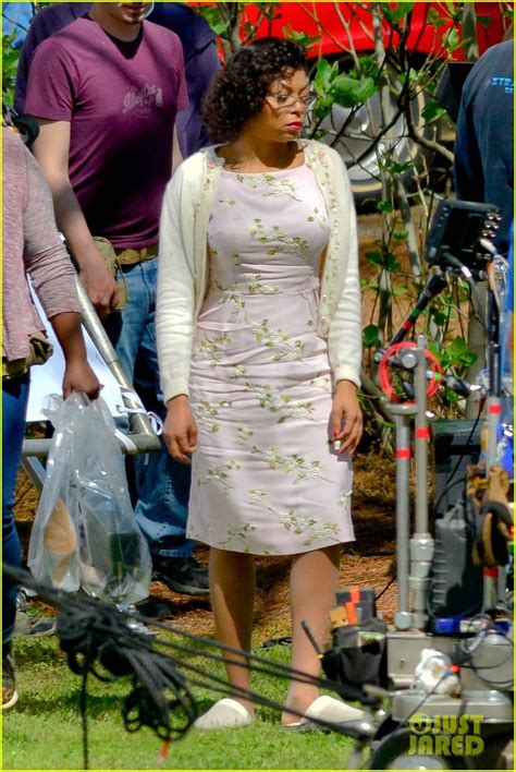 Photo: taraji p henson octavia spencer hidden figures set 28 | Photo ...