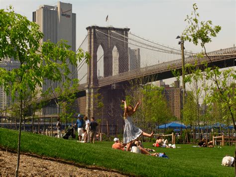 Brooklyn Bridge Park - HR&A