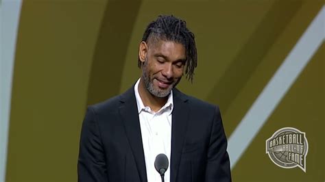 Tim Duncan's Basketball Hall of Fame Enshrinement Speech - YouTube