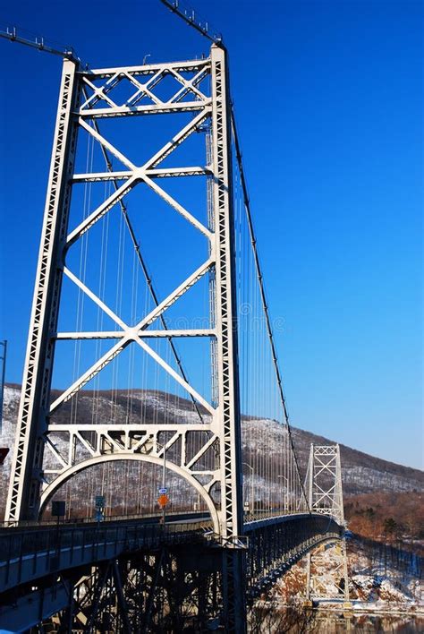 The Bear Mountain Bridge stock image. Image of mountain - 164147271