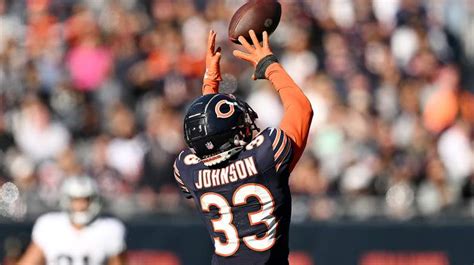 Chicago Bears in Talks to Extend Cornerback Jaylon Johnson