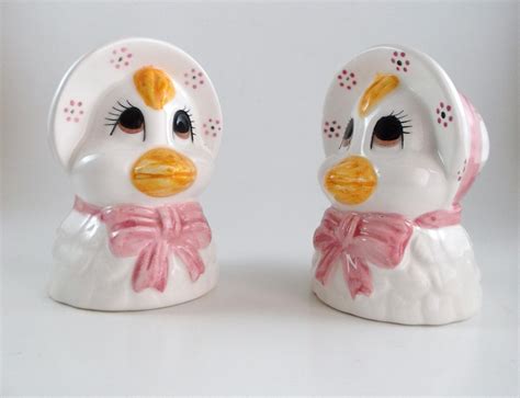 Vintage Salt and Pepper Shakers Ceramic Shakers Easter Chicken Table ...