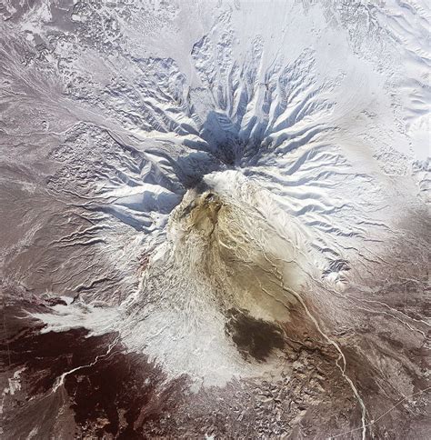Shiveluch Volcano Images | Free Photos, PNG Stickers, Wallpapers & Backgrounds - rawpixel