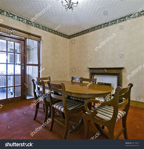 1,039 Victorian Dining Tables Images, Stock Photos & Vectors | Shutterstock