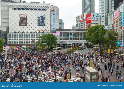 Shibuya Crossing Aerial View Editorial Stock Photo - Image of downtown ...