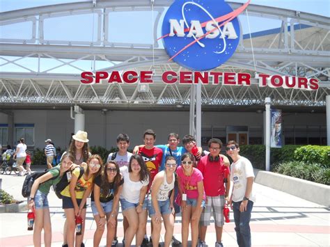 GRATUR English / Cultural Immersion 2012: NASA - Space Center Tours...