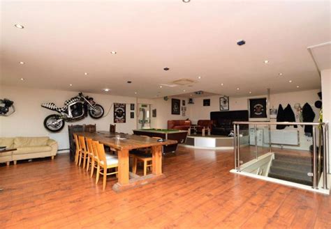 Rare look back inside the former Aquila clubhouse in Plymouth - Biker News