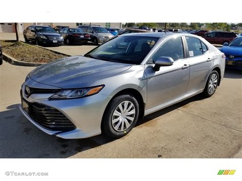 Celestial Silver Metallic 2019 Toyota Camry Hybrid LE Exterior Photo ...