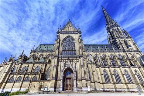 New Cathedral in Linz Jigsaw Puzzle (Countries, Austria) | Puzzle Garage