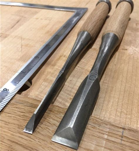 Guide to Japanese Chisels by Brian Holcombe Woodworker | Japanese chisels, Japanese woodworking ...