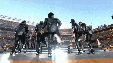 Super Bowl Bam GIF - SuperBowl Superbowl50 Halftimeshow - Discover & Share GIFs