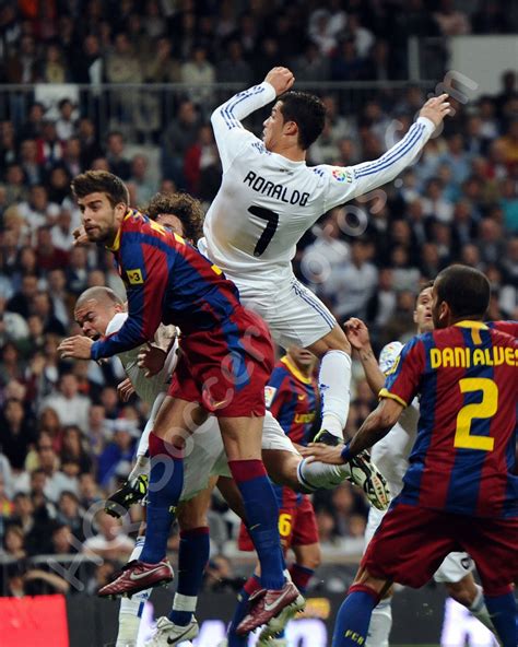 HQ Soccer Photos: Real Madrid vs Barcelona - HQ Match Photos