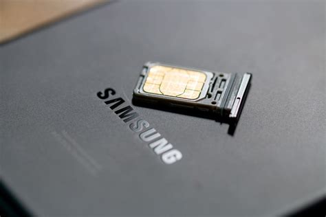 Samsung Note 5 Sim Card Removal - THE SHOOT