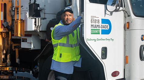 Miami-Dade County Department of Solid Waste Management now hiring drivers