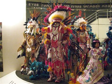 Mummers Museum – Philadelphia, Pennsylvania - Atlas Obscura