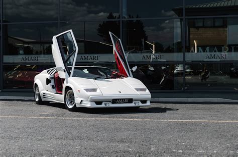 LAMBORGHINI COUNTACH 25TH ANNIVERSARY - AMARI Supercars - United Kingdom - For sale on LuxuryPulse.