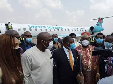 United Nigeria Airline Arrives Enugu With Dikeora On Board - Travel ...