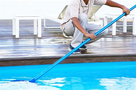 5 Advantages of Hiring a Professional Pool Cleaning Service - Mokupuni Pool Service & Repair