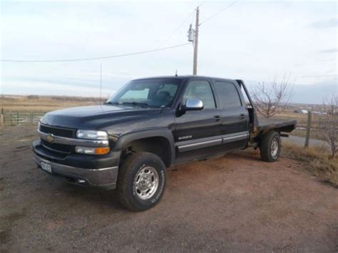 Find used 2002 Chevrolet Silverado 2500HD LT Crew Cab Flat Bed 4WD in ...