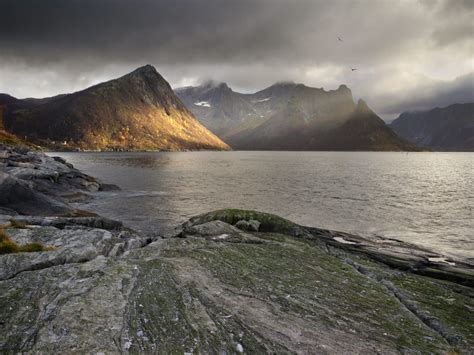 Norwegian Scenic Route Senja: Hiking Trails and Viewpoints | Outtt | Norge, Ski