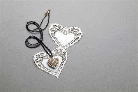 Champagne diamonds heart necklace | Rough diamond necklace, Heart ...