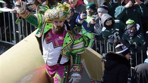 How Jason Kelce Ended Up in a Mummers Costume – NBC10 Philadelphia