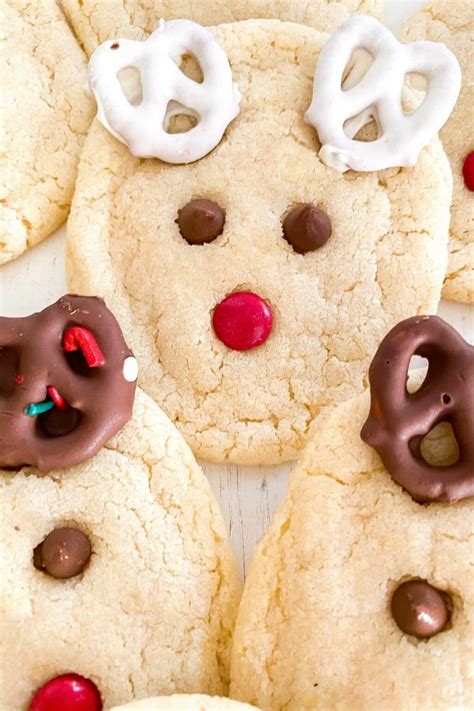 Yummy Christmas Reindeer Cookies Recipe - Scrambled Chefs