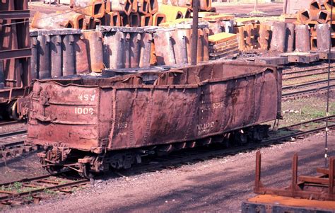 NSW-VGN battleship coal gondola car, Sterling, ILL | Rail car, Train ...