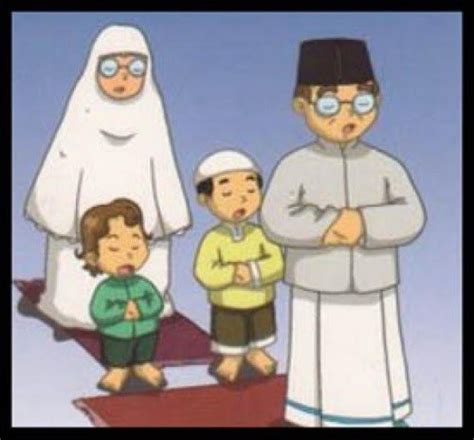 33 Gambar Kartun Orang Sholat Berjamaah- Ayah Sutradara Shalat Jamaah ...