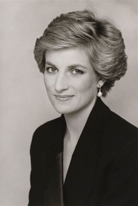 Pin by Karen Shooter on Diana, Princess of Wales | Princess diana ...