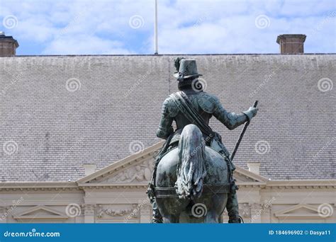 The Hague, the Netherlands - May 15 2020: the Statue of William I, Prince of Orange or Willem ...