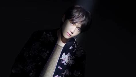 17+ Bts V Singularity Wallpaper Images