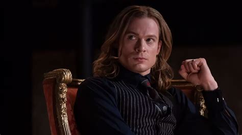 Interview With the Vampire: New Photo Reveals First Look at Lestat in ...