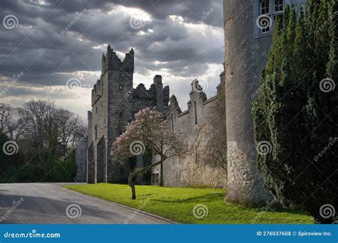 Howth Castle near Dublin editorial stock photo. Image of building ...