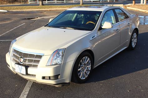 2010 Cadillac CTS 3.0L V6 Luxury | Victory Motors of Colorado