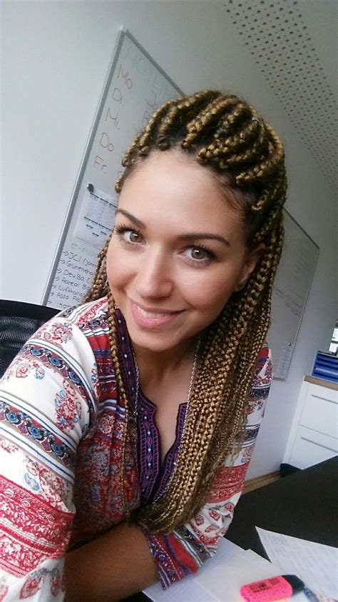 White girl with box braids #boxbraids #x-pression27 | Braided hairstyles, Hair styles, White ...