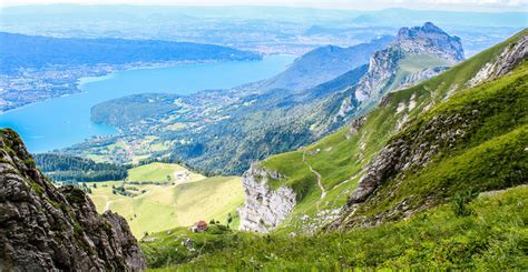 The most beautiful hikes around Lake Annecy | Bureau des guides d'Annecy