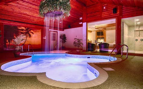 Paradise Swimming Pool Suite - Sybaris - Romantic Weekend Getaways in ...