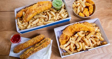 Island Fish and Chips delivery from Hoblingwell - Order with Deliveroo