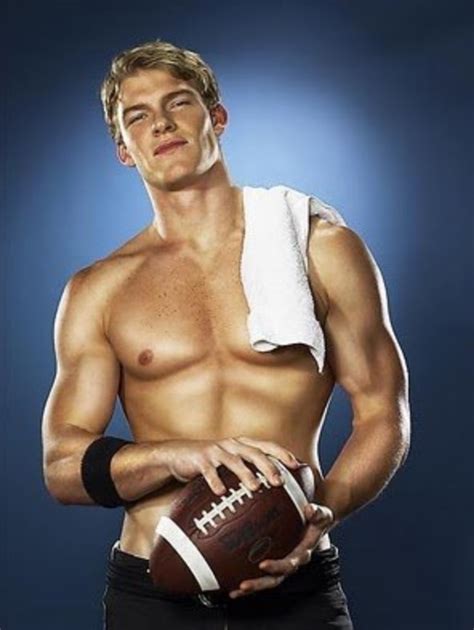 Alan Ritchson:) | Alan ritchson, Celebrity workout, Thad castle