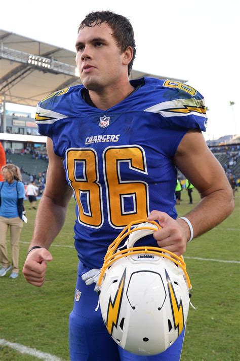 Chargers Place TE Hunter Henry On IR