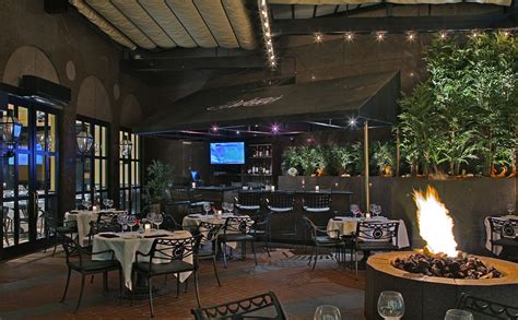 Dakota's Steakhouse | Downtown/Deep Ellum | New American, Seafood, Steak | Restaurant