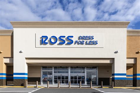 Ross Stores CEO to Step Down in Planned Succession in 2026 – Footwear News